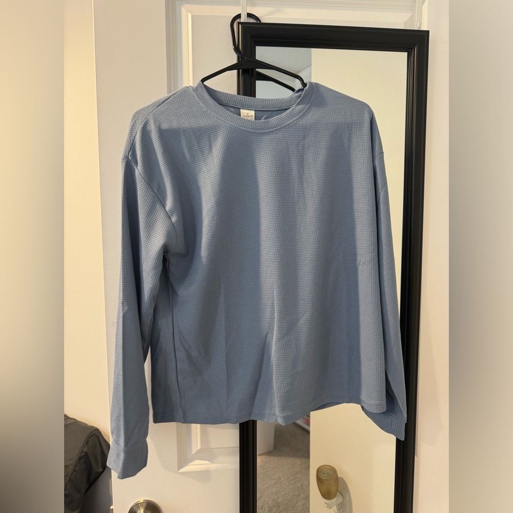 Medium Long Sleeve Woman’s Shirt
